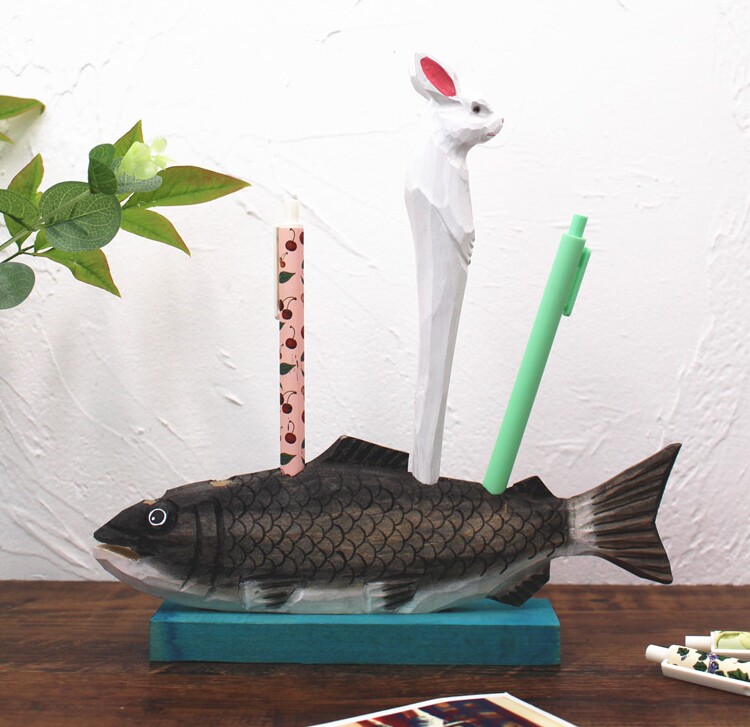 创意木雕笔纯手工动物笔原木雕刻木头工艺礼品笔架子办公文具新品