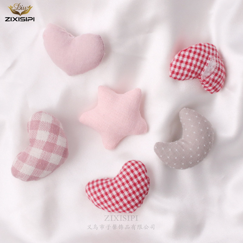 爱心星月亮手工布艺卡通格子配件充棉服装别针公仔胸针配件M0149,饰品/流行首饰/时尚饰品新,其他DIY饰品配件,淘宝优惠券,粉丝福利购,淘宝优惠卷