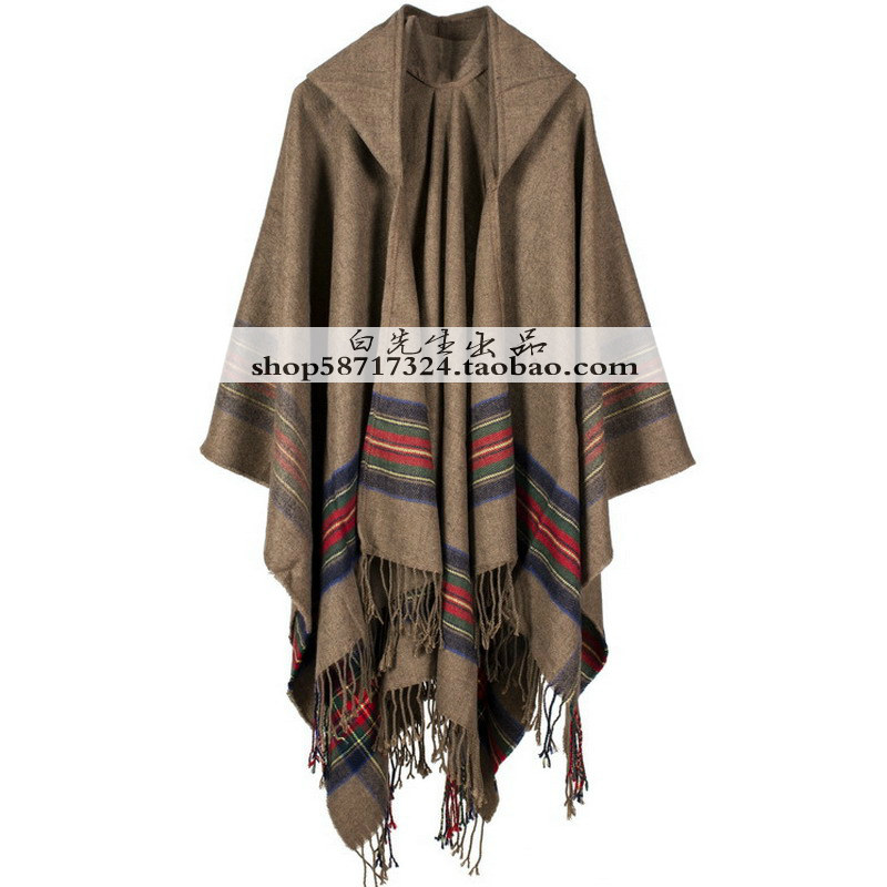 走秀款北欧风情带帽旅行外套披肩