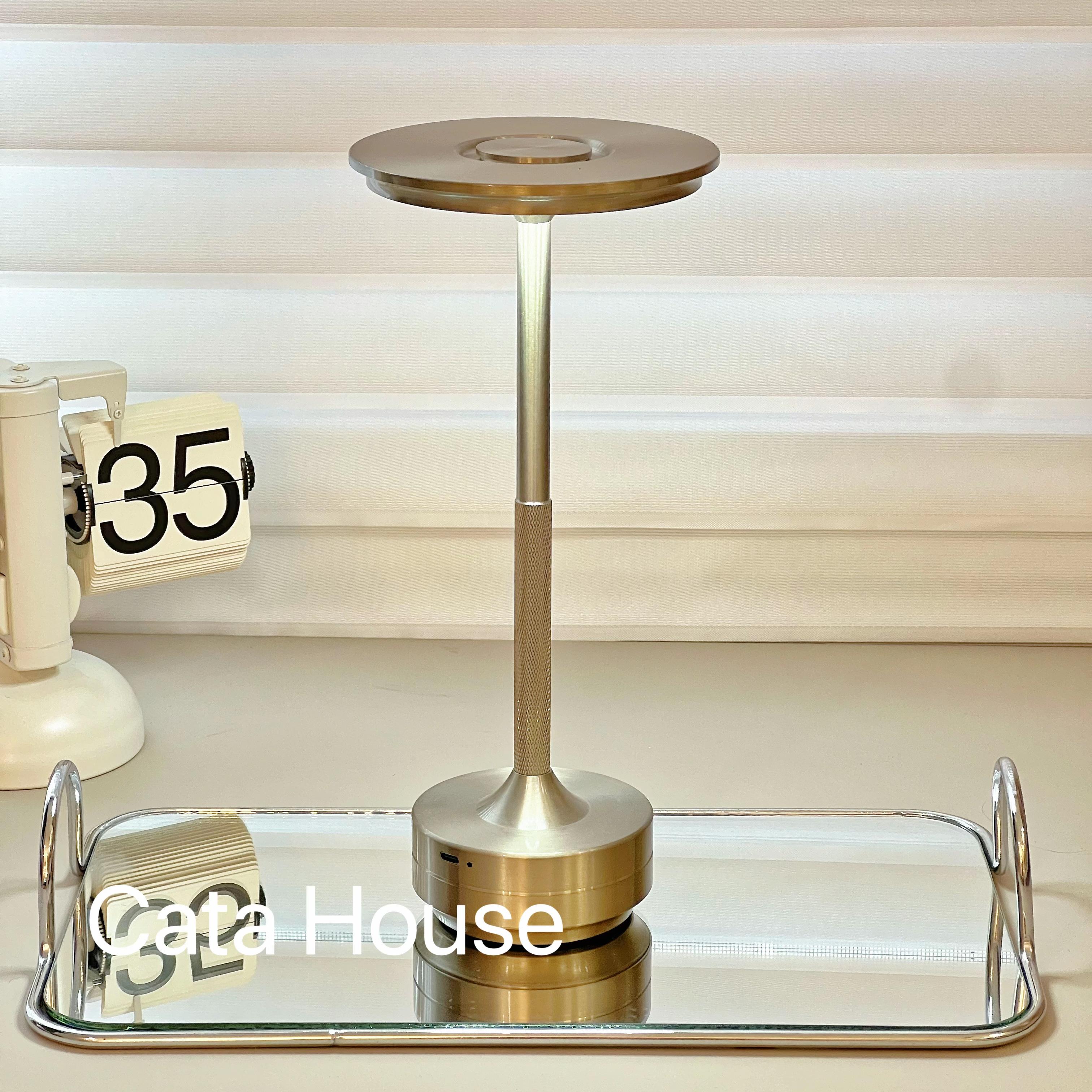 Cata · 酒吧台灯复古简约装饰飞碟充电台灯氛围灯