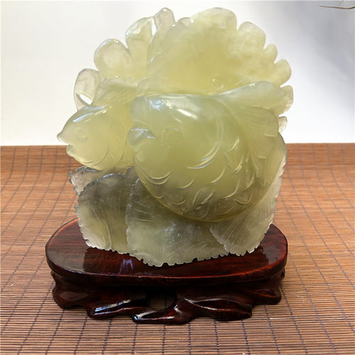 天然岫玉摆件鲤鱼摆设玉石摆件