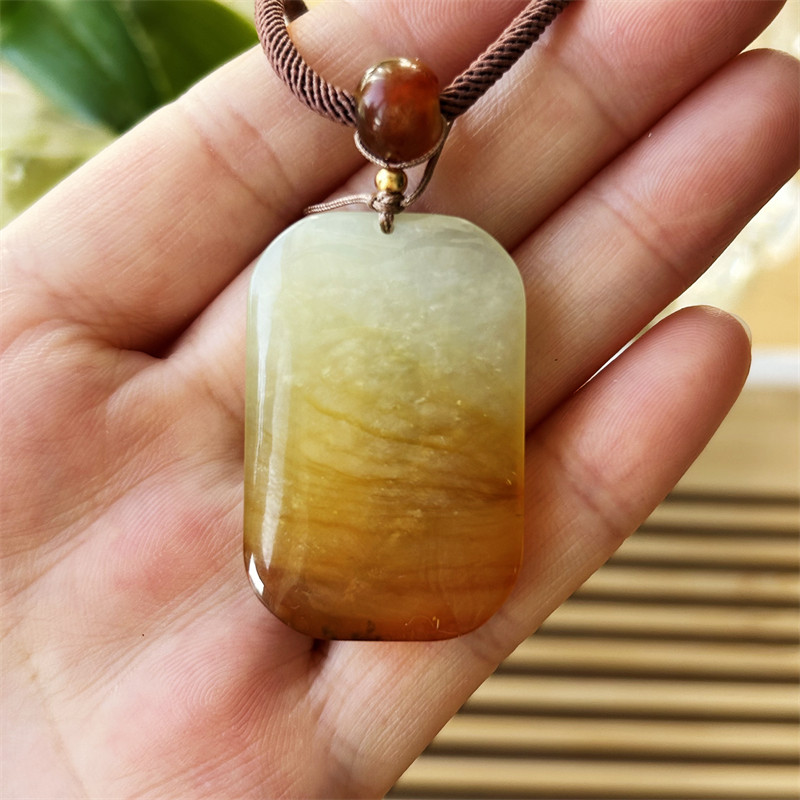 天然岫玉花玉吊坠无事牌锁骨链正品岫岩玉石王花玉银镶无事牌吊坠