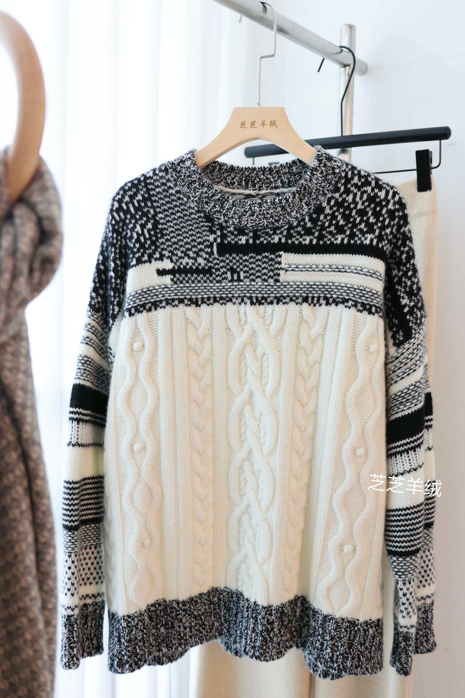 100%纯山羊绒衫五星家重工拼色麻花圆领长袖套头针织衫宽松毛衣厚