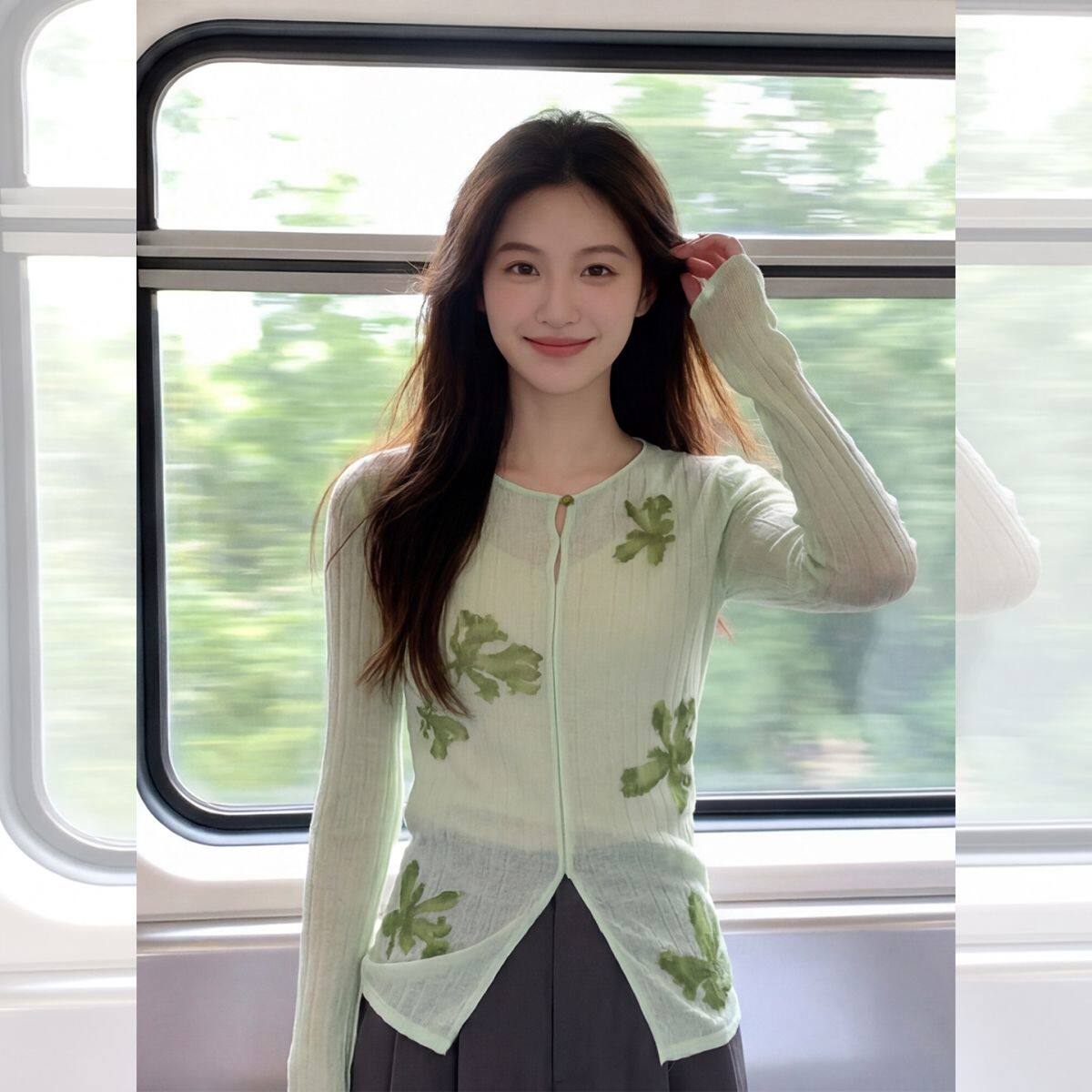 早春氛围感穿搭新款上衣女小个子独特漂亮绝美巨好看的针织衫图片