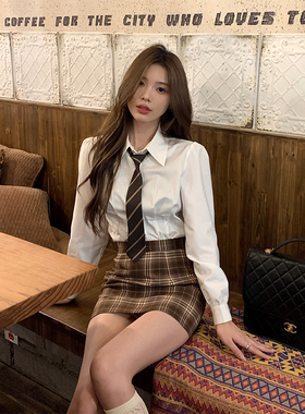 Adan修身学院风短款衬衫春秋款韩版显瘦百搭泡泡袖长袖打底上衣女