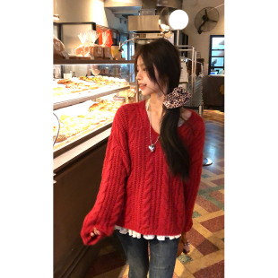 复古红色马海毛麻花毛衣2024秋冬宽松慵懒软糯V领针织衫 Adan 女