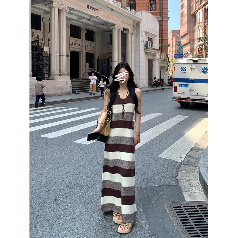 Adan 条纹针织背心裙秋季复古韩系修身显瘦百搭长款内搭吊带裙女