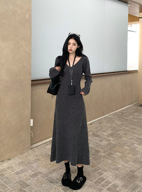 Adan法式长袖v领毛衣连衣裙冬季新款修身显瘦气质内搭打底A字裙女