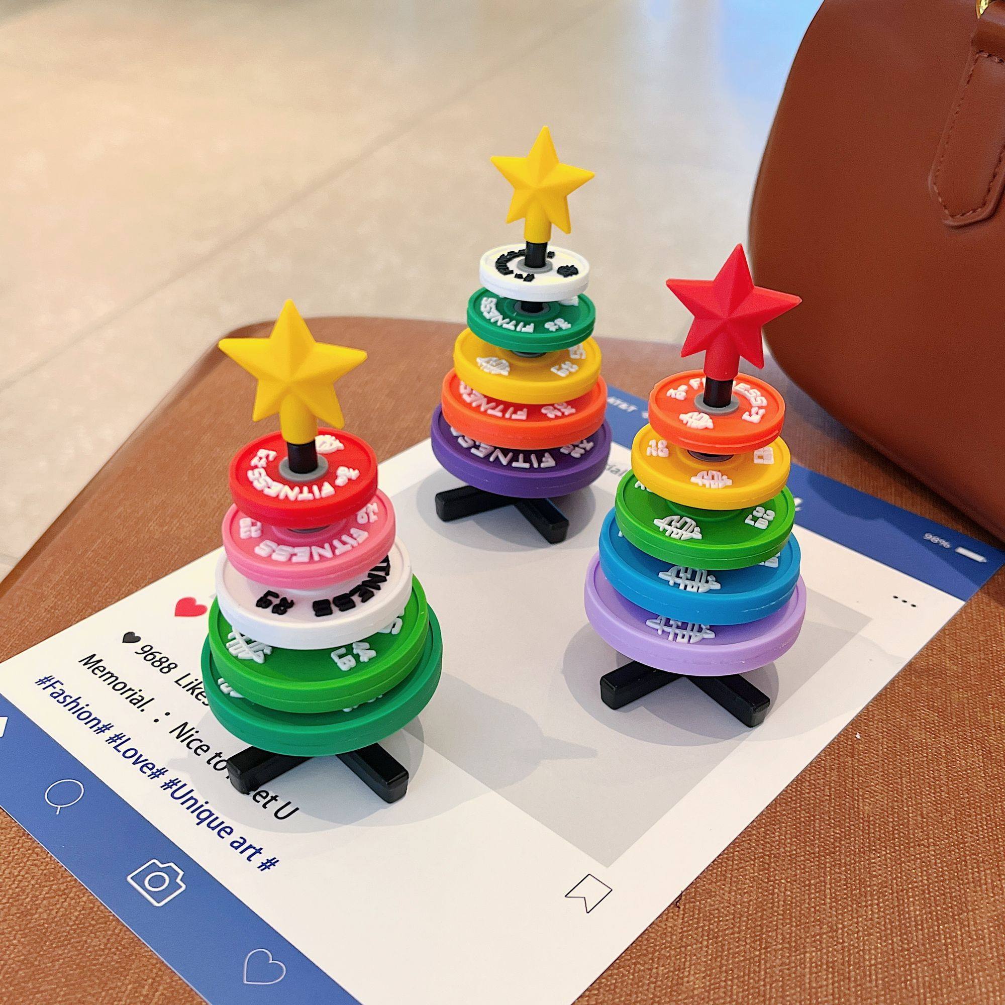 健身爱好爆款趣味搞笑杠铃片圣诞树创意礼品办公室桌面装饰品摆件