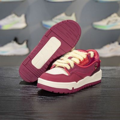 李宁板鞋女草莓熊联名经典休闲鞋