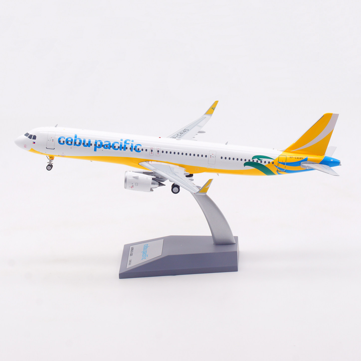 Inflight 1:200 飞机模型合金 宿务太平洋航空 空客A321 RP-C4145
