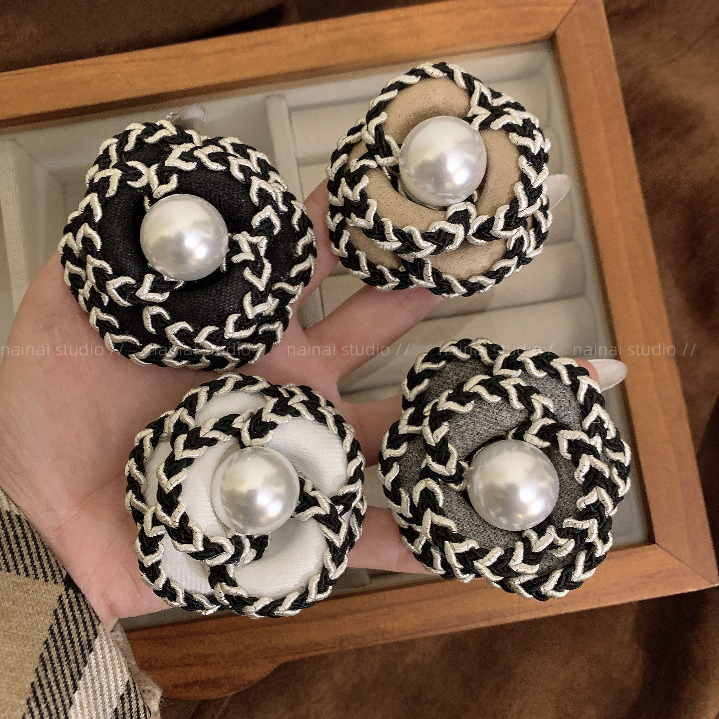 山茶花胸针~复古法式宫廷风编织高级感花朵胸花大衣外套别针配饰