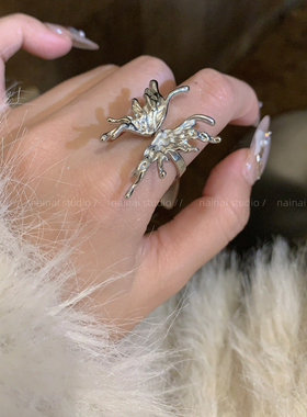 液态蝴蝶戒指~冷淡风小众设计食指戒2025新款高级感独特感指环女A