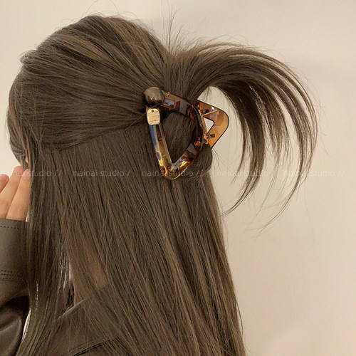 复古棕色系三角高级感抓夹