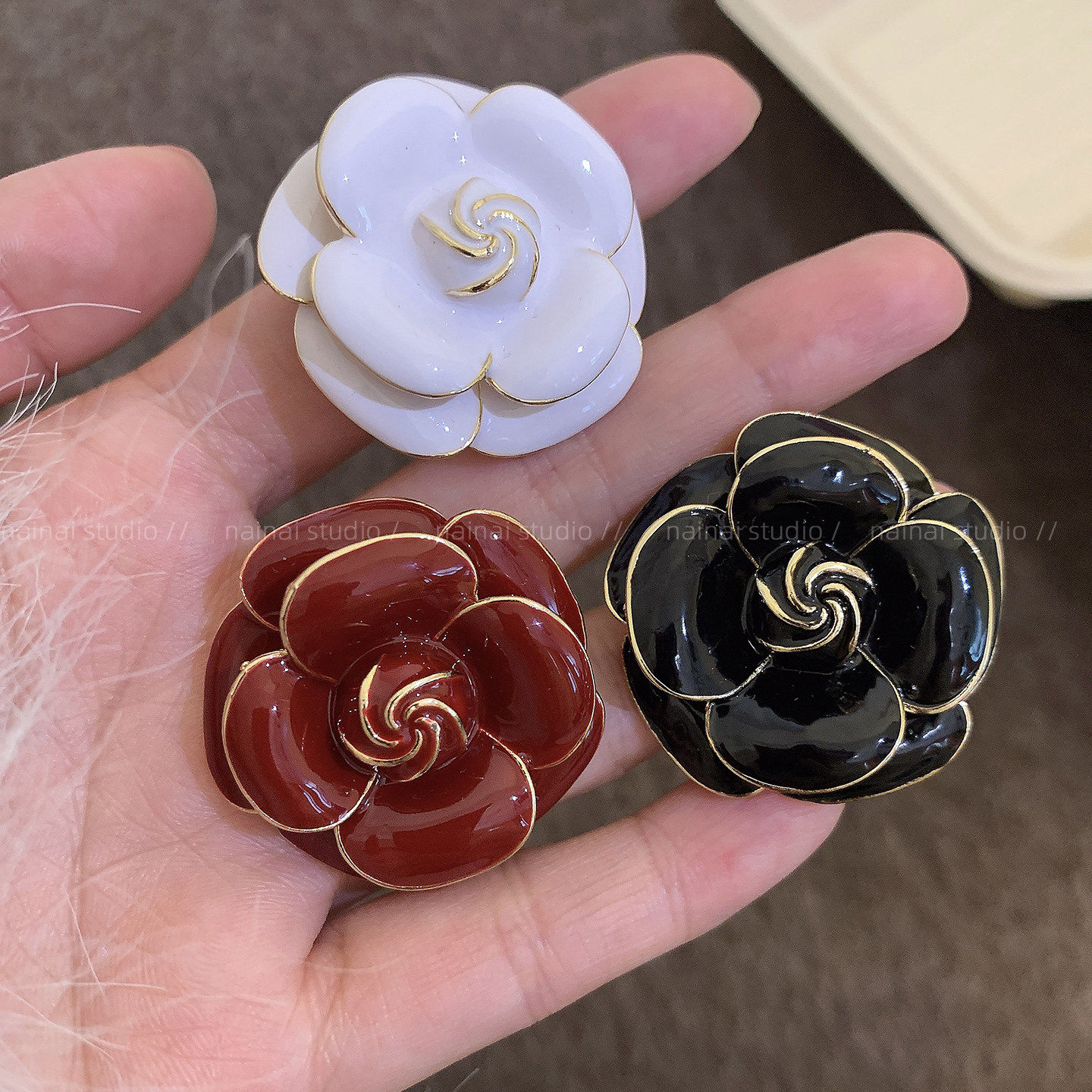 山茶花胸针~高级感复古法式气质新年红色胸花金属大衣外套配饰女A