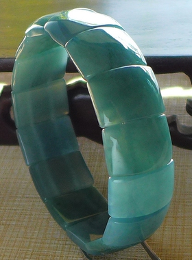 A货珠宝鉴定证704# 冰糯种满油蓝绿水润细腻宽边镯形翡翠手链手排
