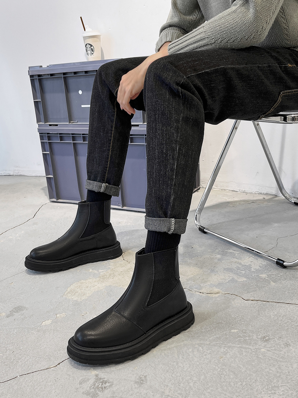 WINTER CHELSEA BOOTS MENS BREATHABLE SOFT SOLE BRITISH STYLE CHIMNEY BOOTS HIGH TOP BLACK TREND MID TOP WORKWEAR MARTIN BOOTS MEN