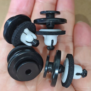 适用本田竟瑞XRV缤智LIFE皓影CRV后尾门扰流板尾翼饰板卡扣卡子