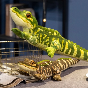 仿真小号鳄鱼毛绒玩具玩偶抱着睡觉的娃娃男生礼物逼真公仔小摆件