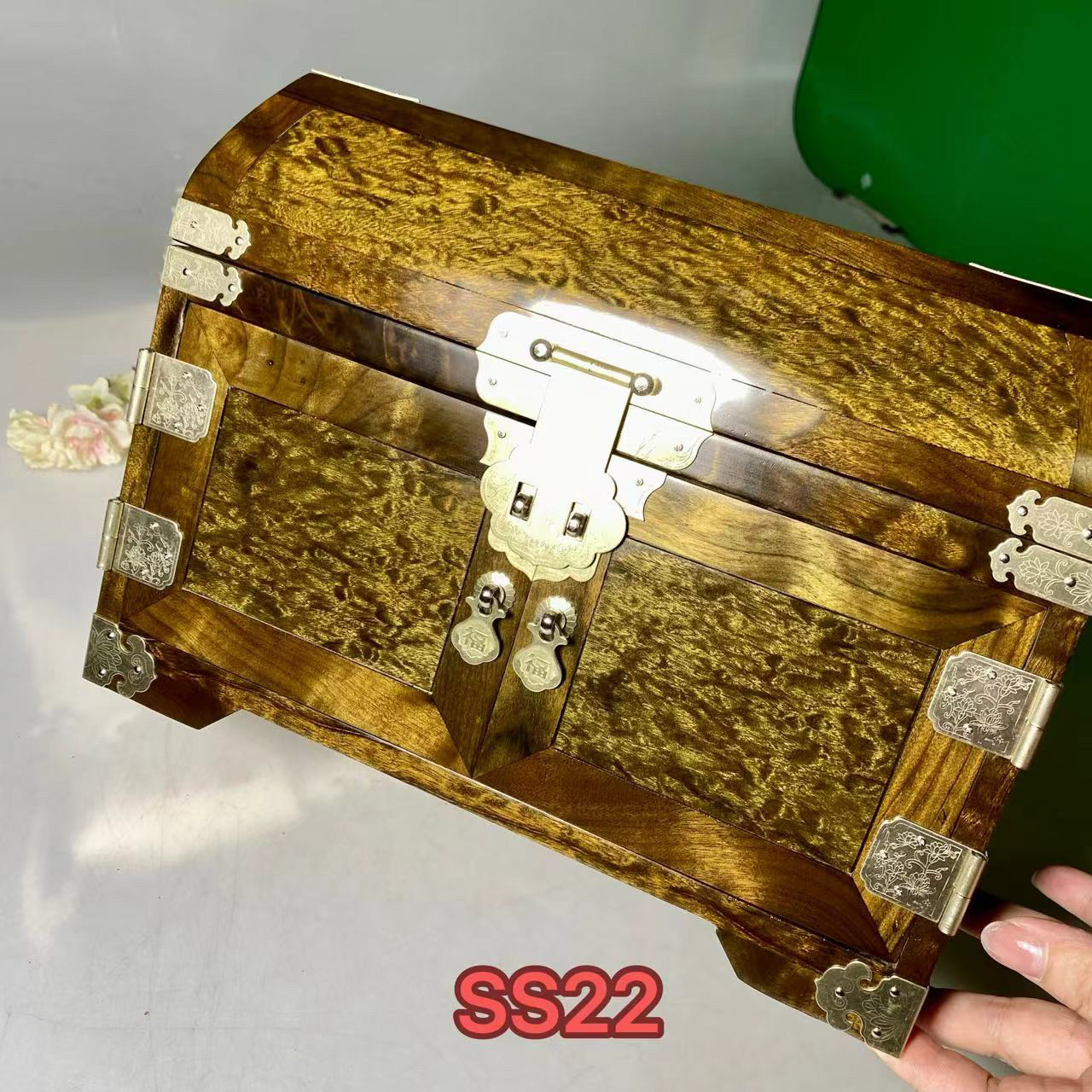 经典嫦娥奔月首饰盒金丝楠木盒