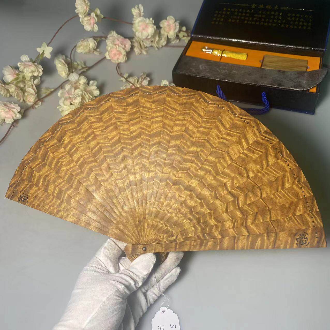 礼品折扇特价古典木质扇子镂空工