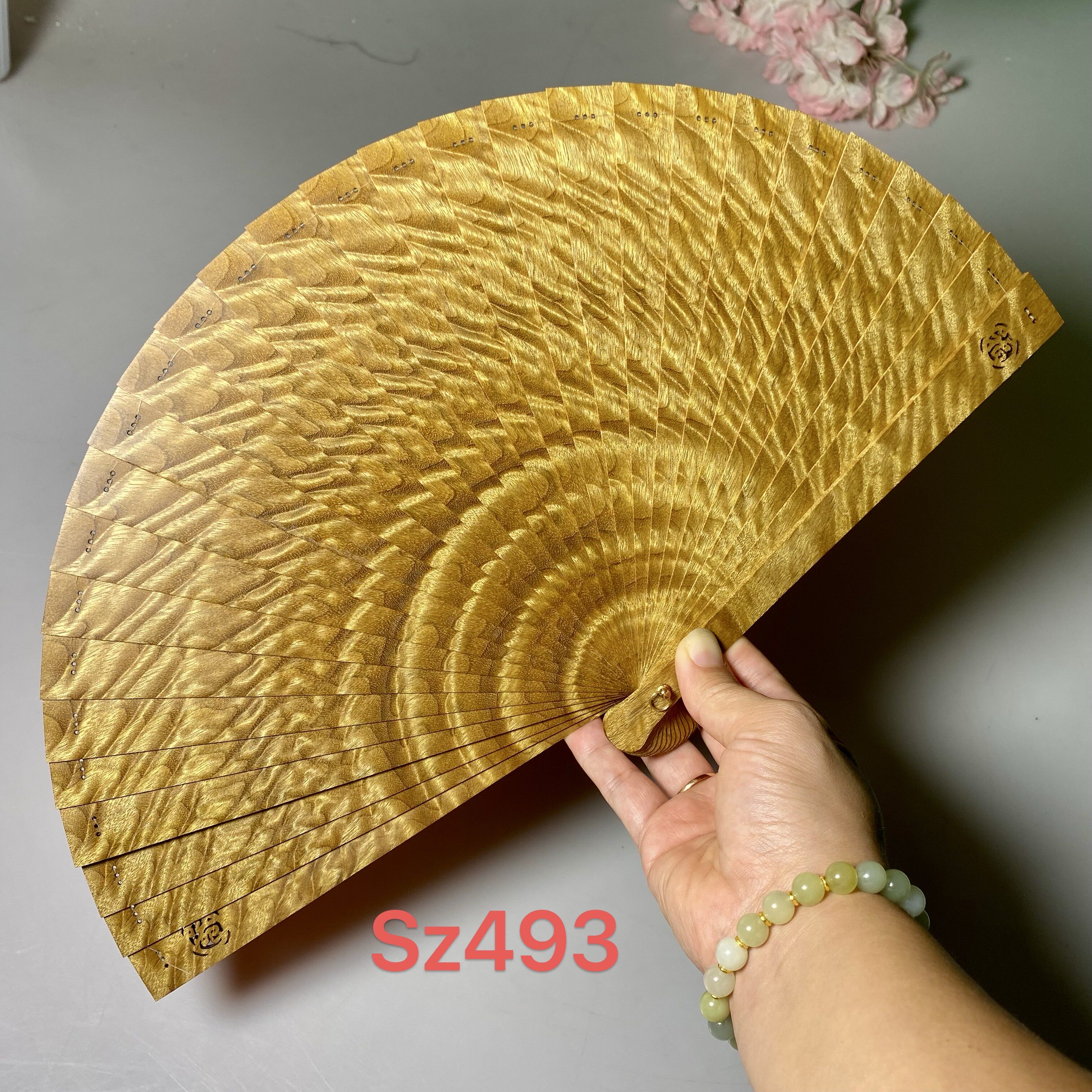金丝楠木精品满纹古风折扇实木扇