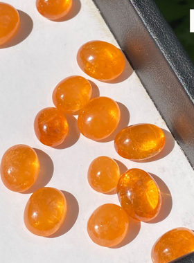 天然芬达石裸石蛋面橙色宝石