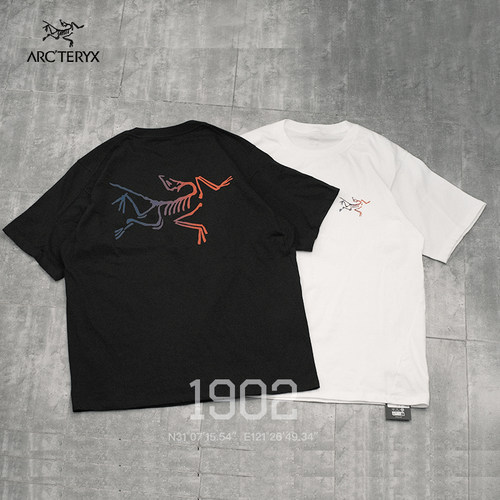 现货始祖鸟渐变彩色logo短袖T恤