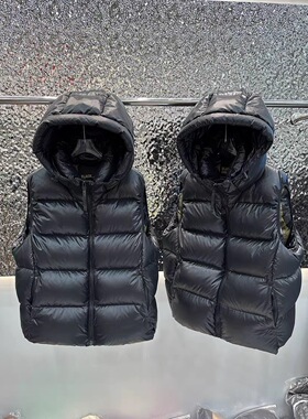 1/5 童装连帽黑金鹅绒马甲