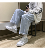 浅蓝色