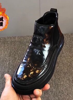 男士英伦加绒保暖高帮布洛克鞋