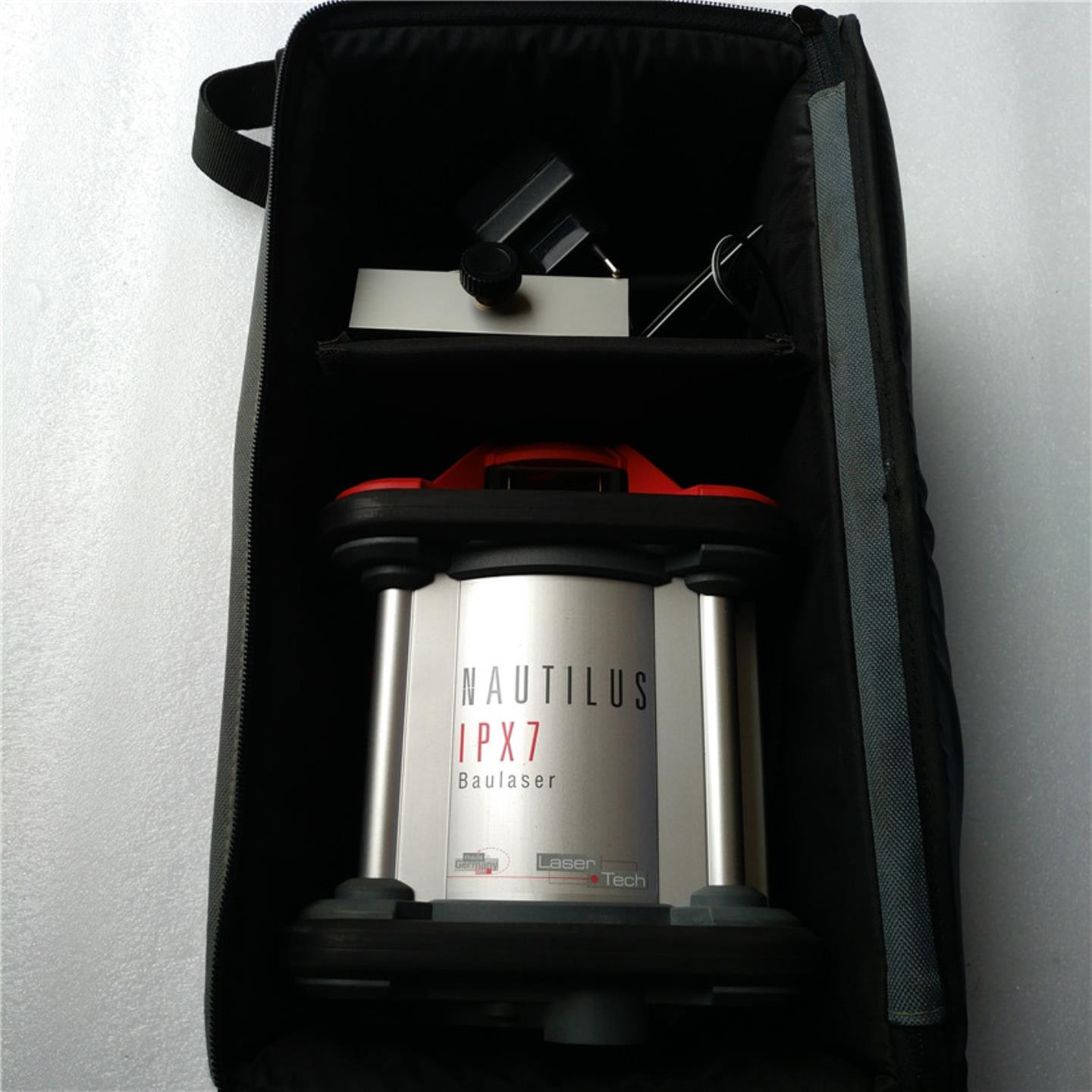 德国BMI必耐激光扫平仪  NAUTILUS IPX7 原装正品 实拍询价