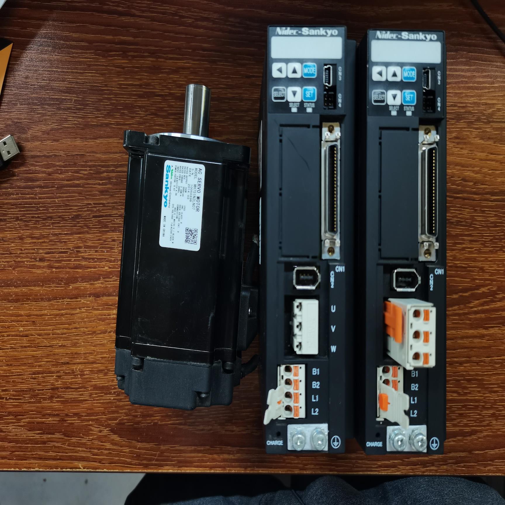 二手SANKYO伺服电机驱动器DA23811+MH751N2LN07询价