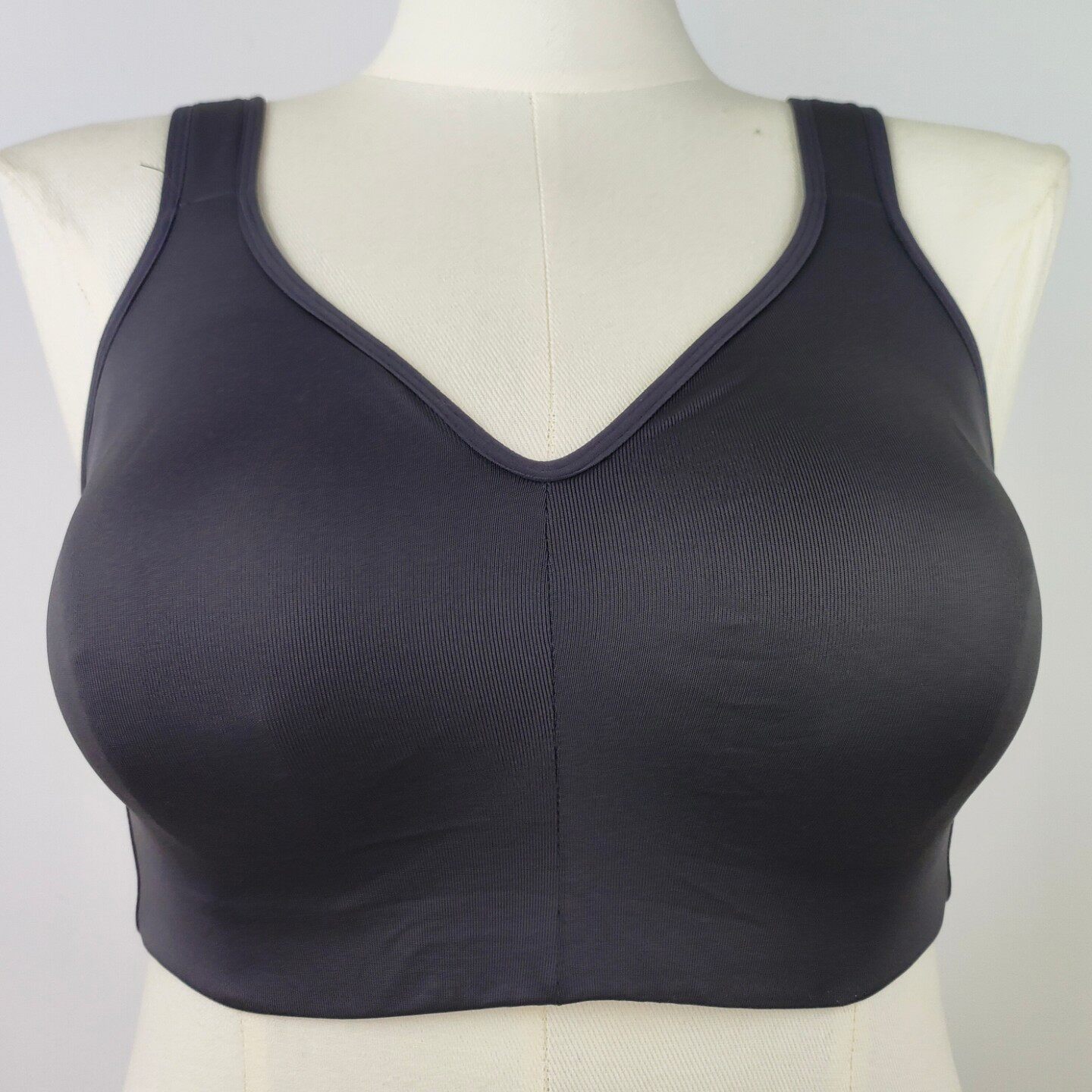 一件定制大罩杯无钢圈文胸胖mm速干全包显小缩胸内衣减压加宽肩带