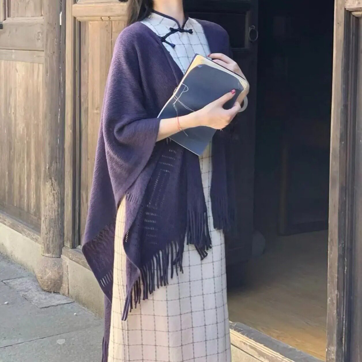 百搭旗袍披肩清新文艺流苏厚空调披肩镂空外搭配旗袍开衫白色披肩