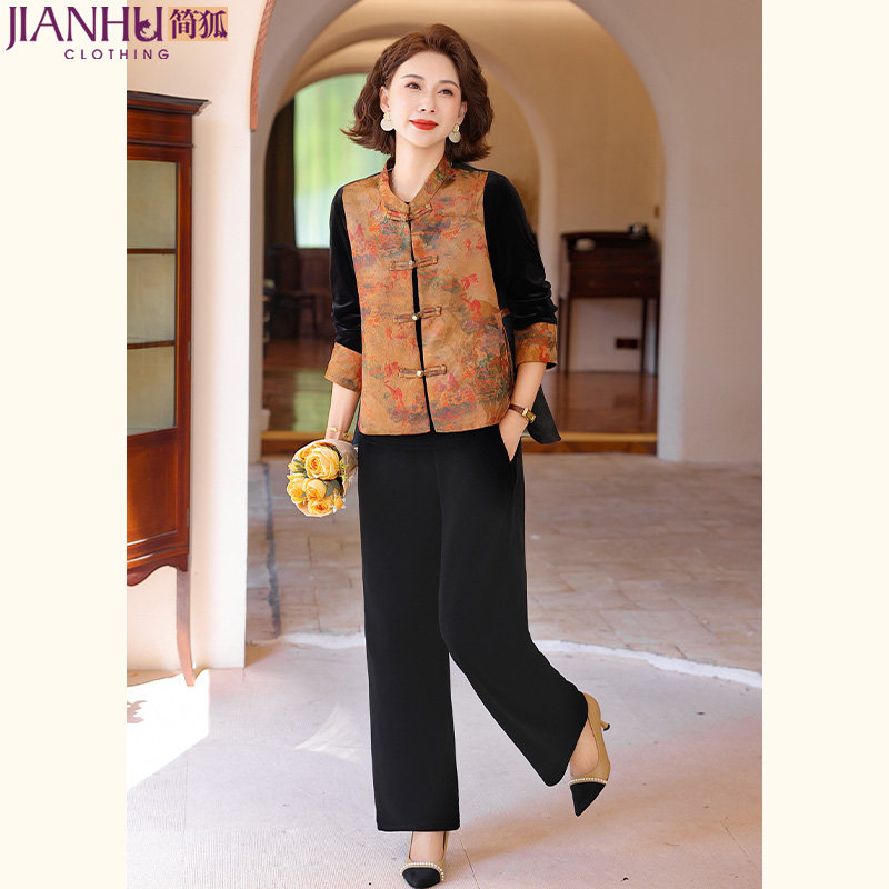 中年妈妈春装金丝绒套装2026新款洋气质中老年女装马甲外套三件套