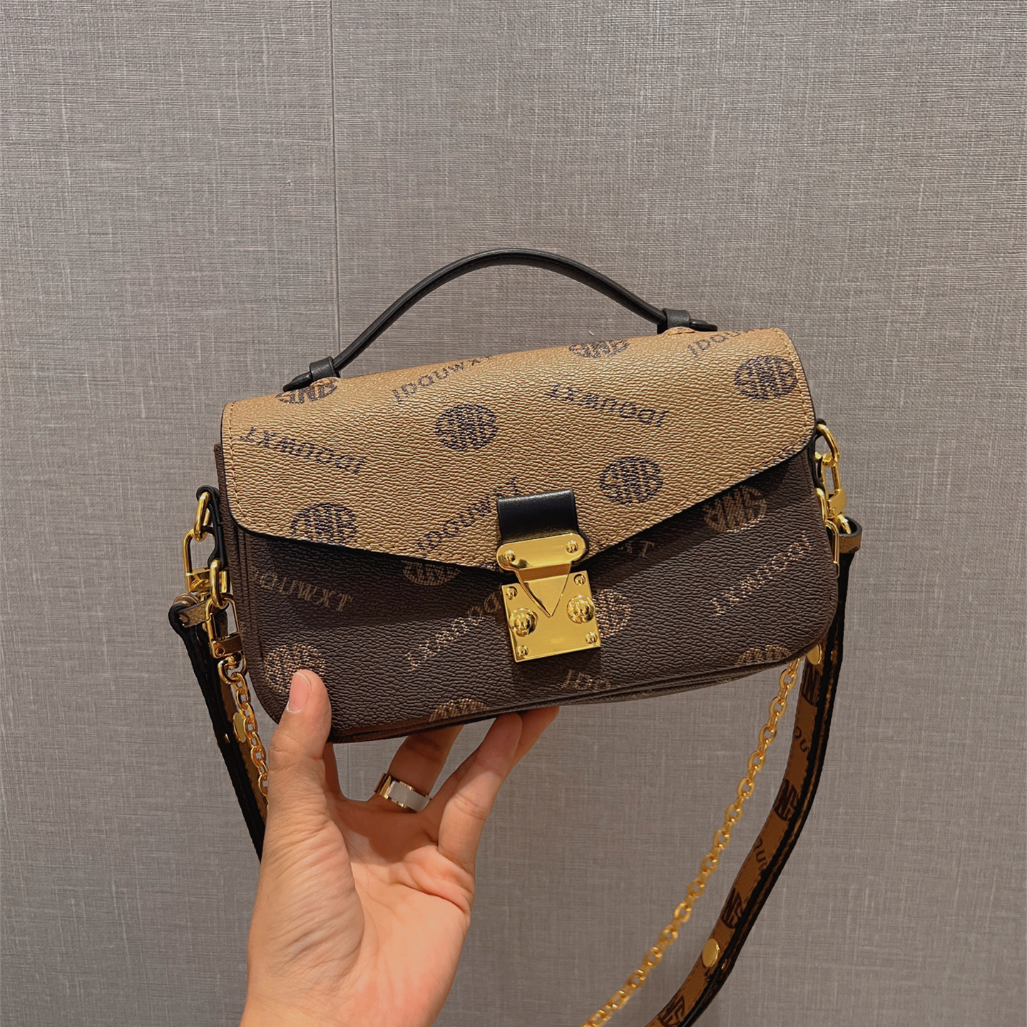 小斜挎包2024新款包包高级感小众洋气手提包通勤邮差包单肩腋下包