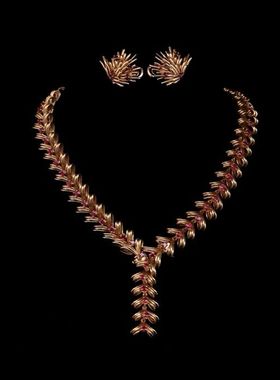 高端奢华珠宝首饰晚宴派对舞会珠宝收藏级别项链耳环吊坠胸针精品