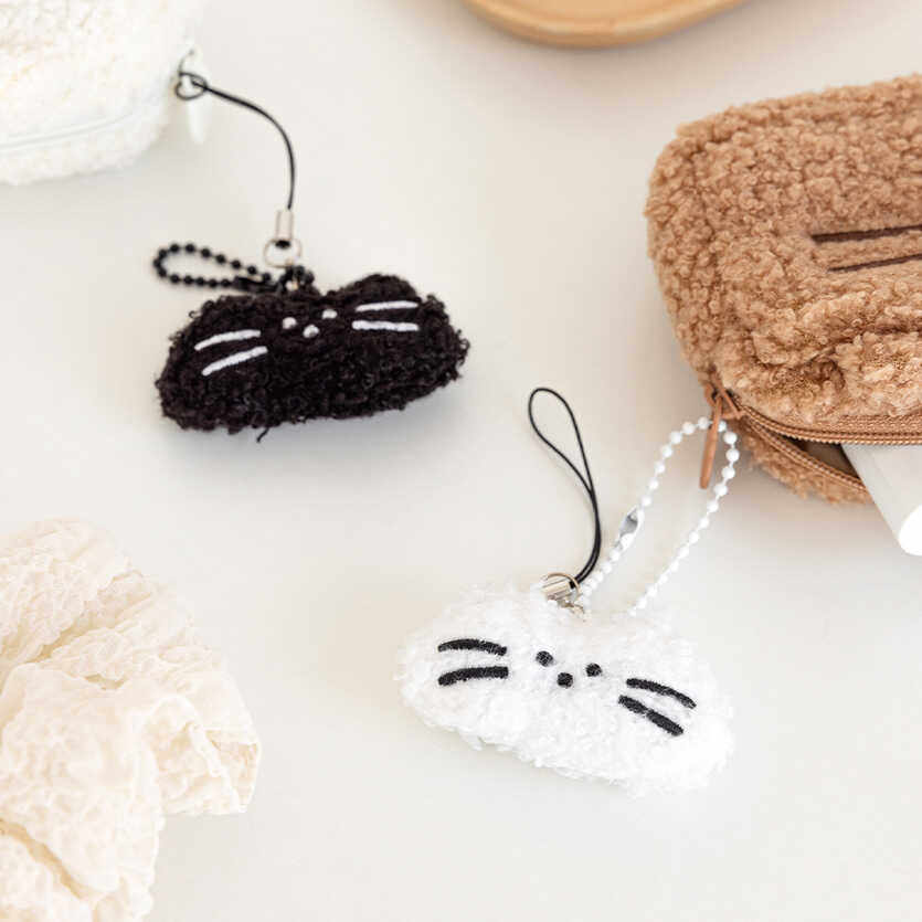 韩国正品livework 可爱迷你猫猫毛绒挂件AirPods手机挂链女包配饰,服饰配件/皮带/帽子/围巾,包挂件,淘宝优惠券,粉丝福利购,淘宝优惠卷