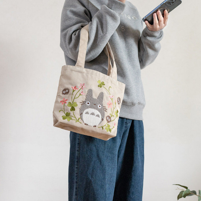 日本儿童单肩包女手提学生卡通可爱龙猫刺绣出门补习帆布袋totoro