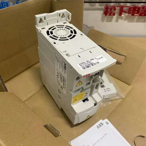 变频器ACS355-03E-01A2-4 0.37KW议价