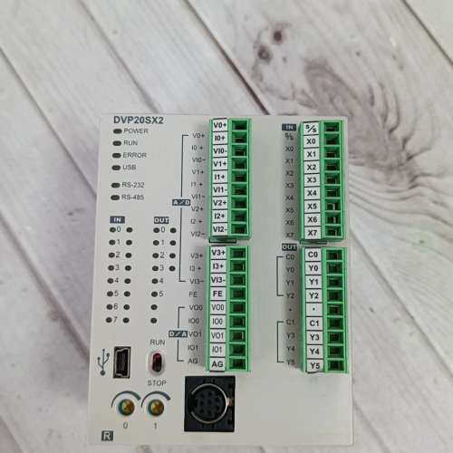 台达  DVP20SX211R  ，议价