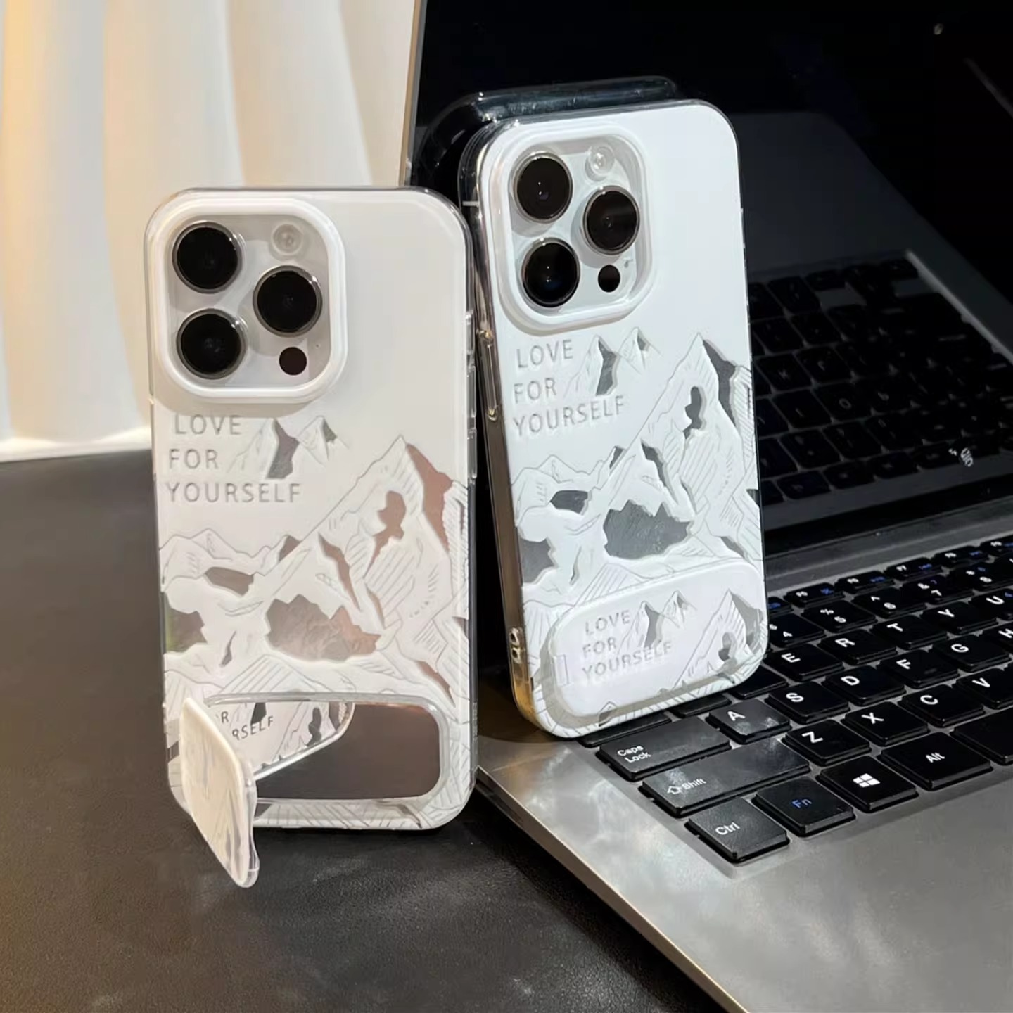 镂空线条雪山支架新款适用苹果16pro手机壳iPhone15max小米14华为mate70pura80k60荣耀200x100reno13一加ace5