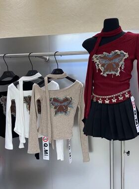 2024秋季新款设计感蝴蝶贴布长袖针织衫女修身显瘦短款上衣配围脖