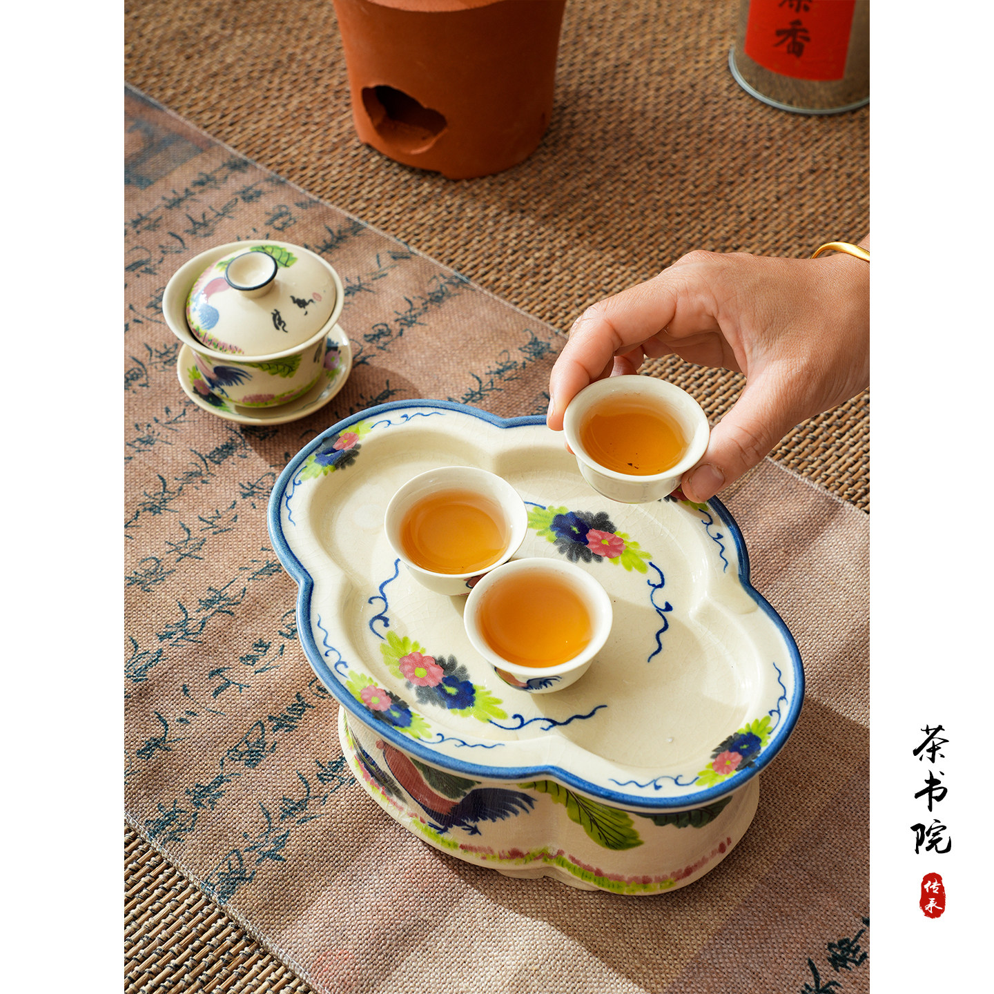 民国风潮州工夫茶具家用复古海棠形陶瓷茶盘手绘公鸡茶船礼盒套装
