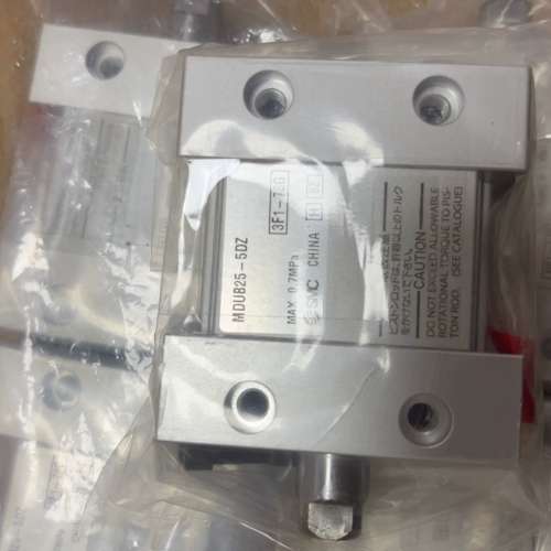 议价维修全新SMC气缸MDUB25-5DZ，原装正品，现货处理。项目