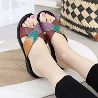 Summer new leaf fashion women's flip-flops, faux leather slippers for middle-aged and elderly mothers, wedge heel anti-slip plus-size shoes for women thumbnail 4