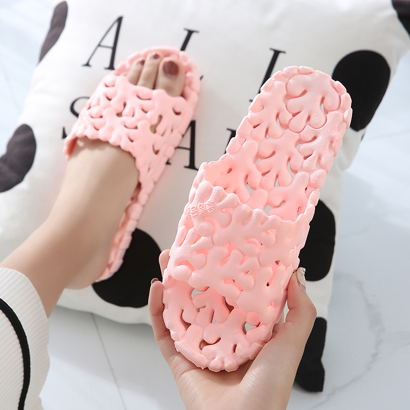 轻便耐磨浴室镂空漏水情侣凉拖鞋