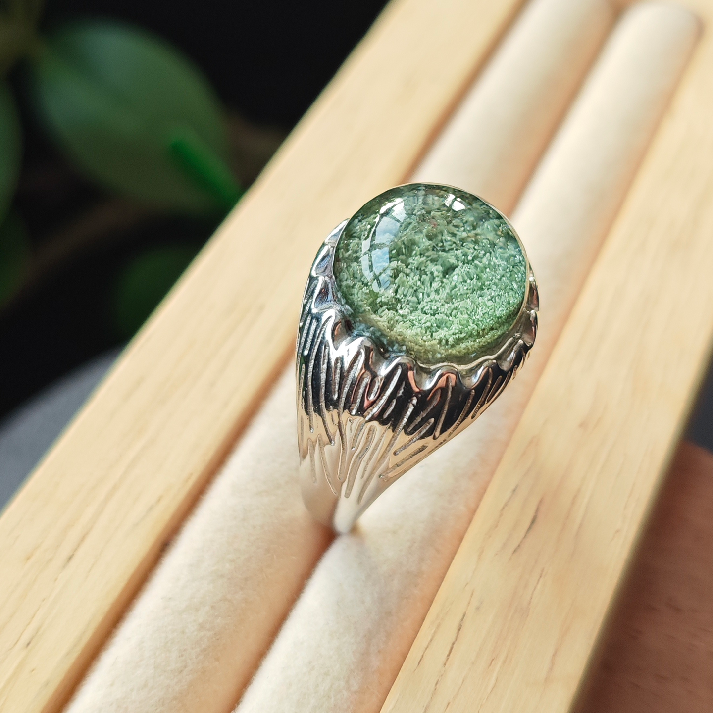 天然绿幽灵水晶高货纯银男戒