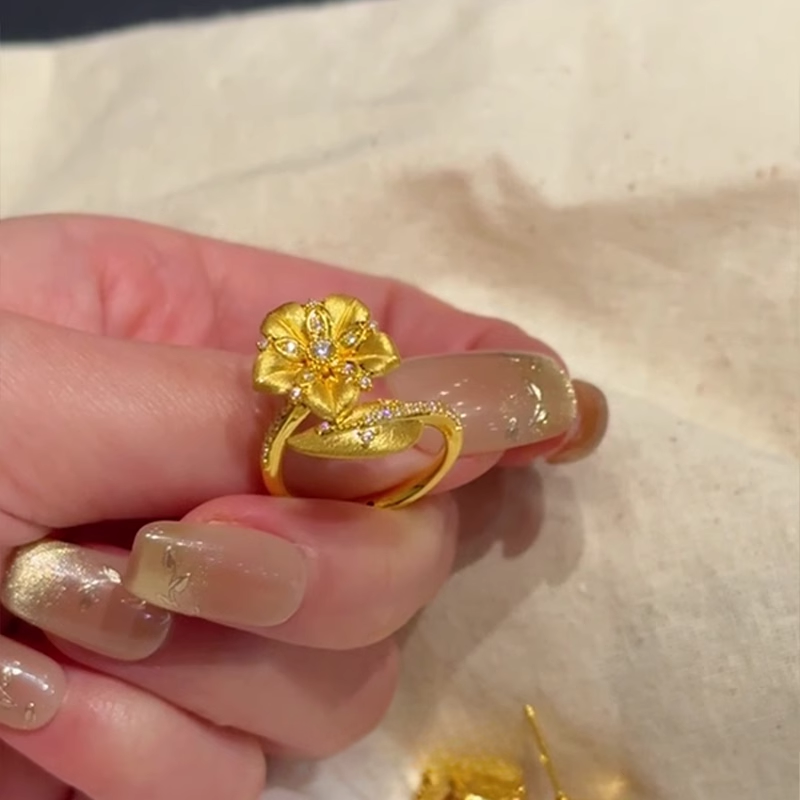 复古拉丝黄金色花朵戒指女新中式